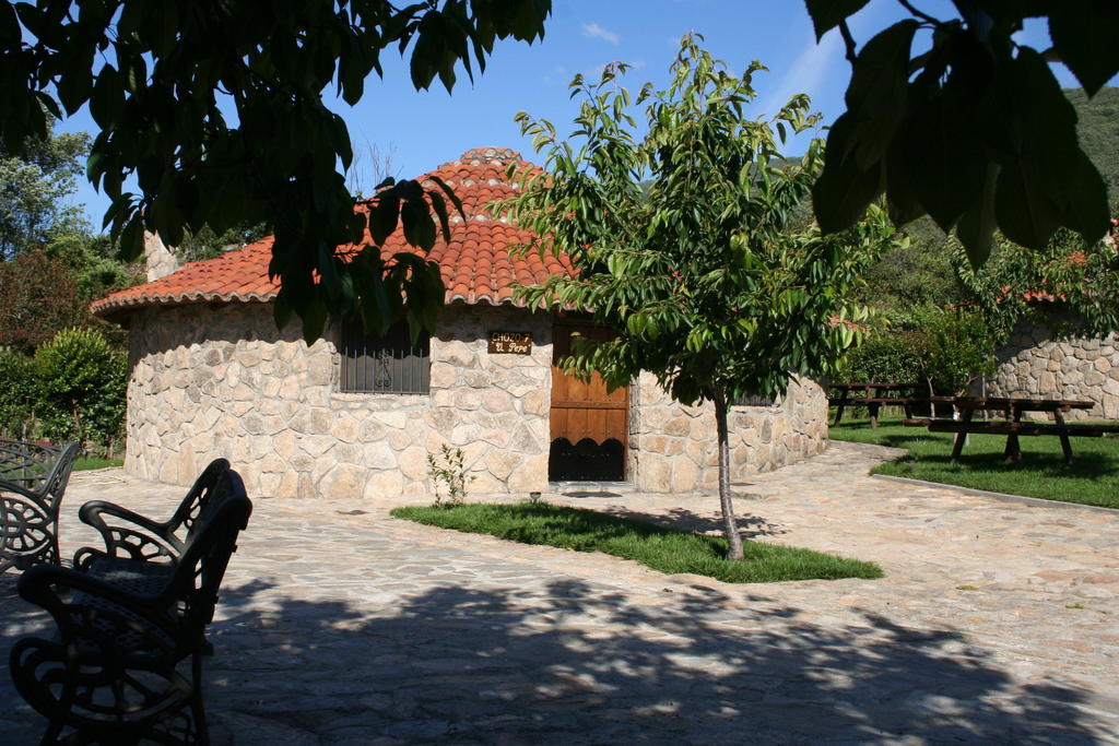 Complejo Rural Los Chozos Valle Del Херте Номер фото